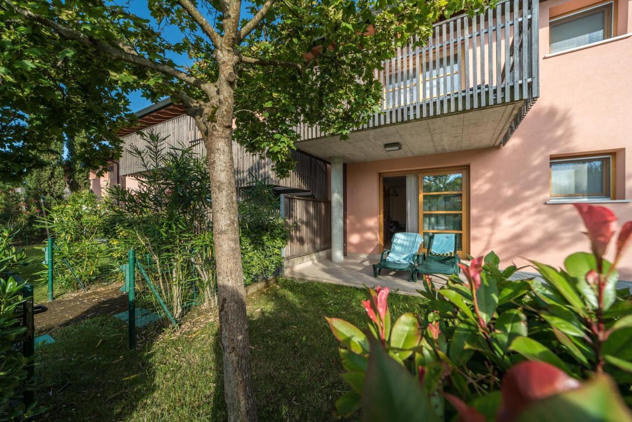 Green Village Eco Resort Lignano Sabbiadoro Exterior photo