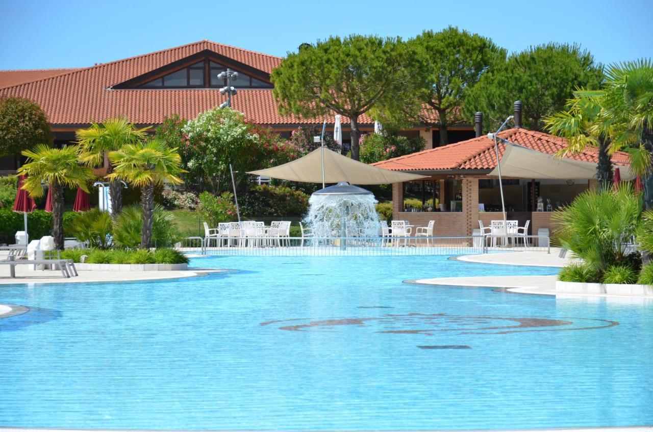 Green Village Eco Resort Lignano Sabbiadoro Exterior photo