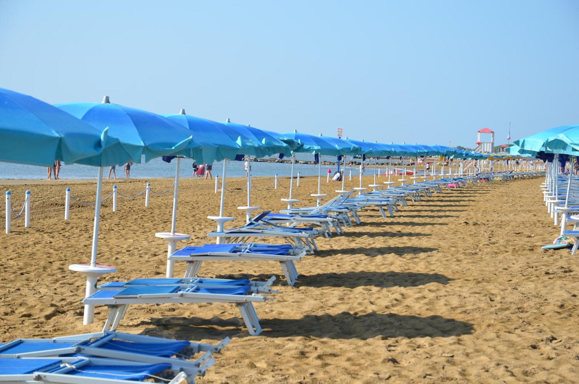 Green Village Eco Resort Lignano Sabbiadoro Exterior photo